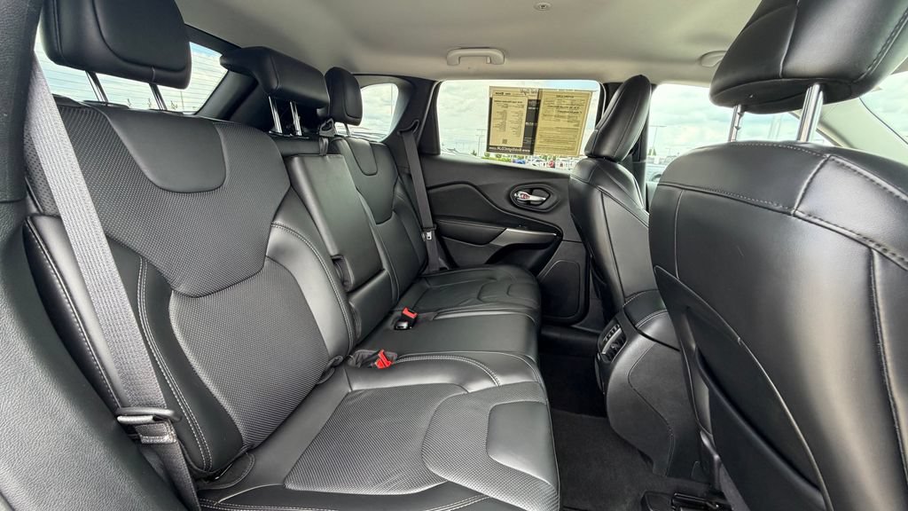 Used 2020 Jeep Cherokee Limited AWD/4WD image 14