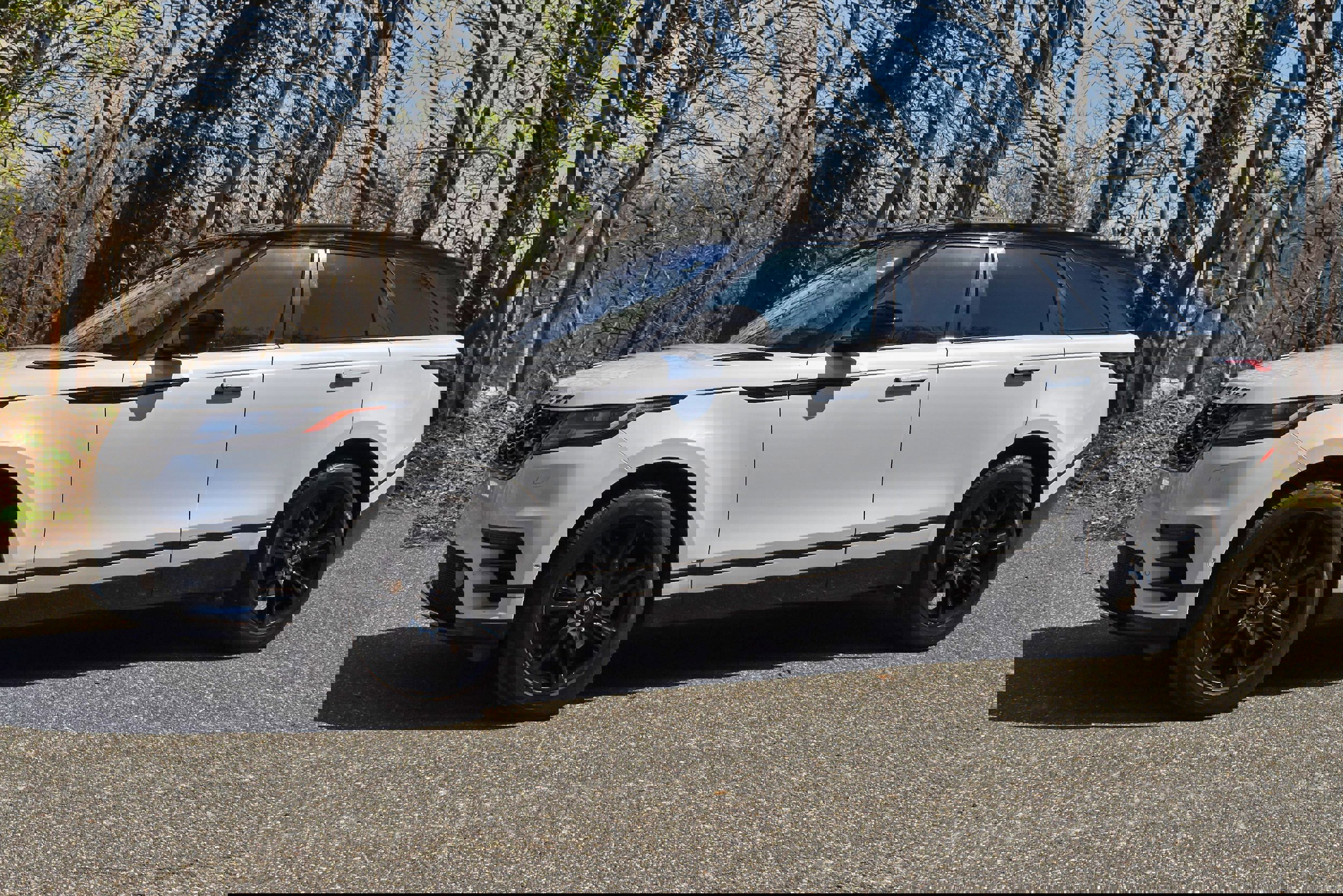 Used 2021 Land Rover Range Rover Velar R-Dynamic S AWD/4WD image 2