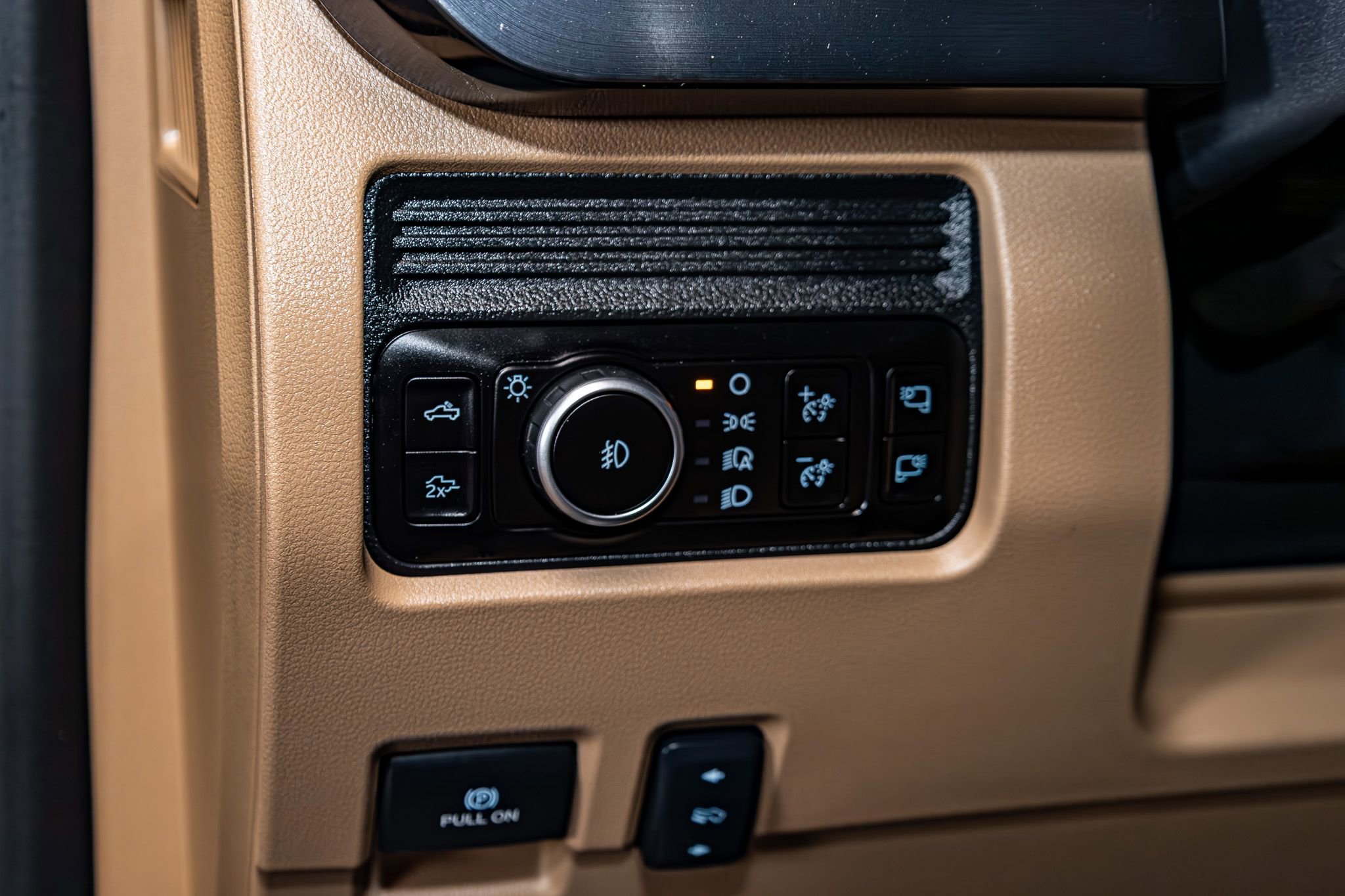 Used 2026 Ford F350 Lariat image 19