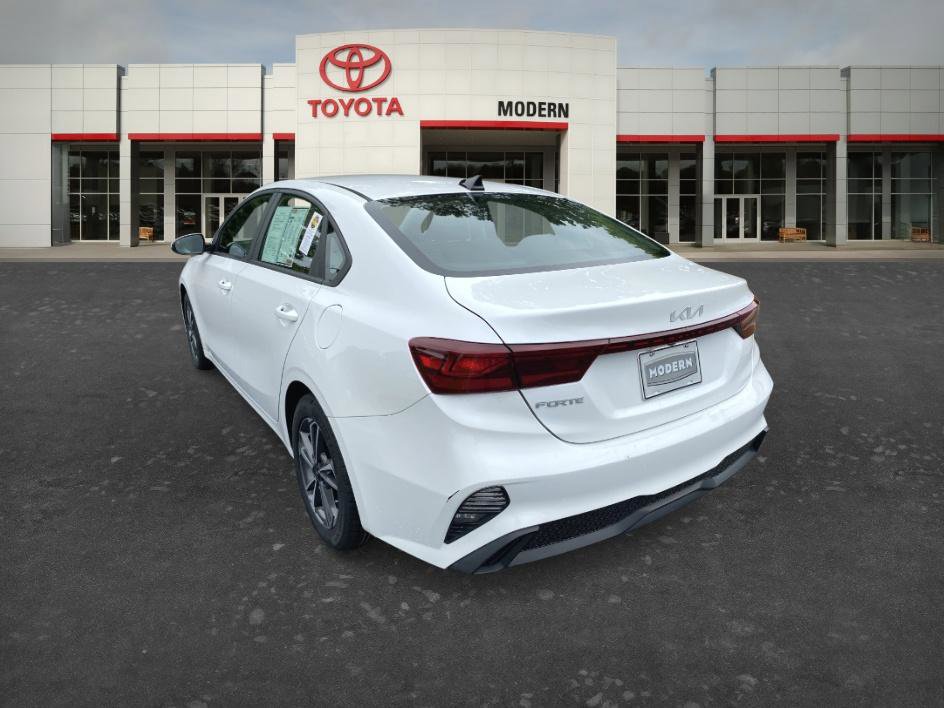 Used 2023 Kia Forte LXS FWD image 6