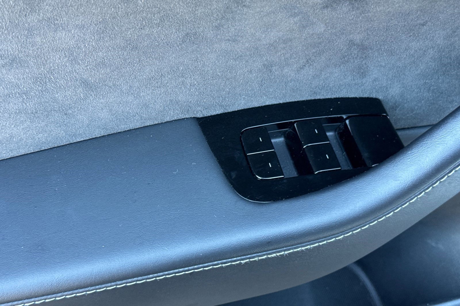 Used 2020 Tesla Model 3 Standard Range image 13