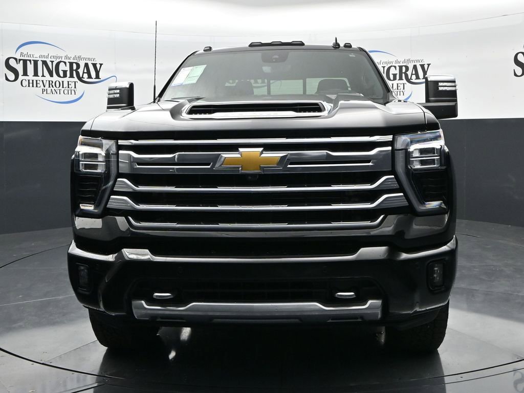 Used 2024 Chevrolet Silverado 2500 High Country w/ High Country Premium Package image 6