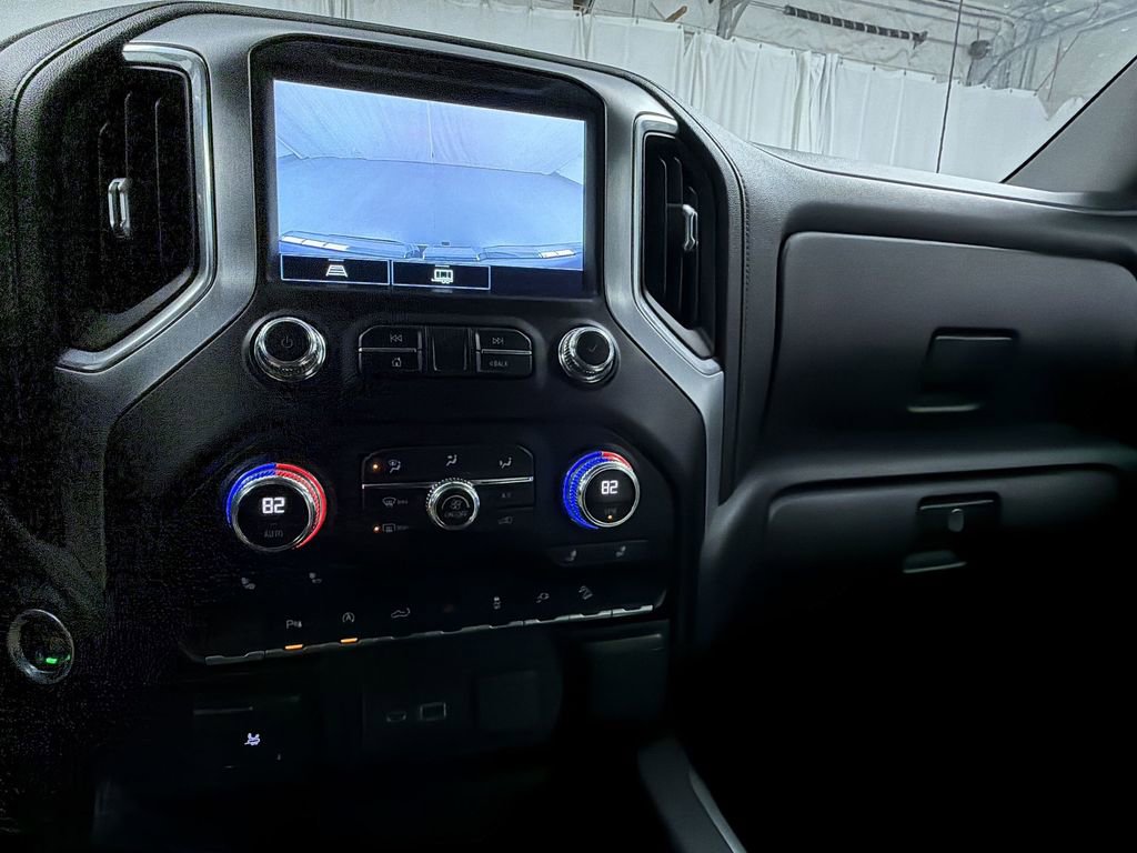 Used 2021 GMC Sierra 1500 Elevation w/ Preferred Package image 13