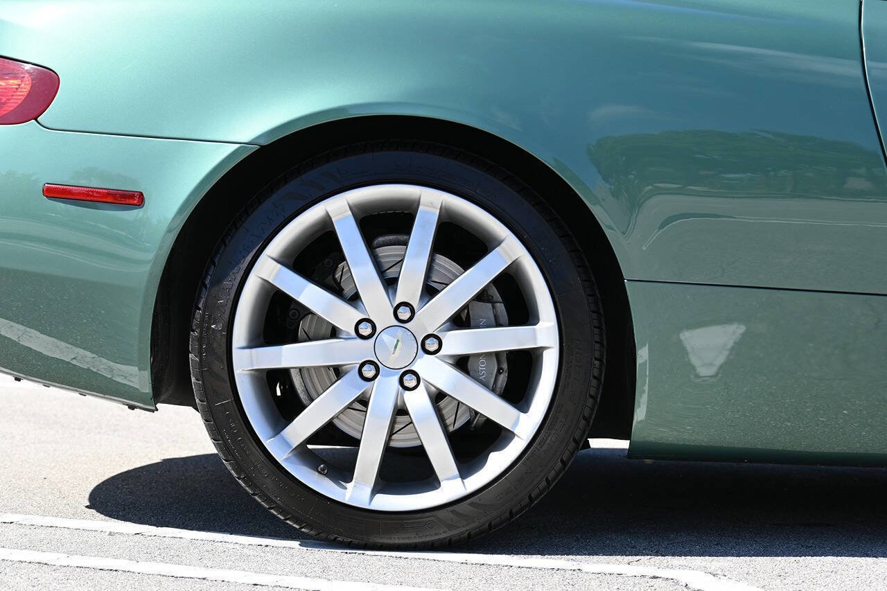 Used 2006 Aston Martin DB9 Volante RWD image 40