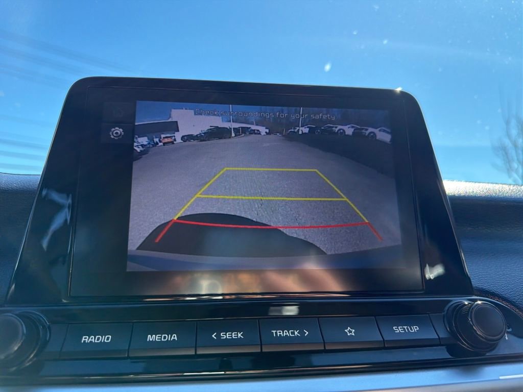 Certified 2022 Kia Forte LXS image 17