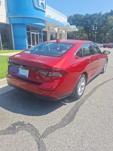 Used 2023 Honda Accord LX image 7