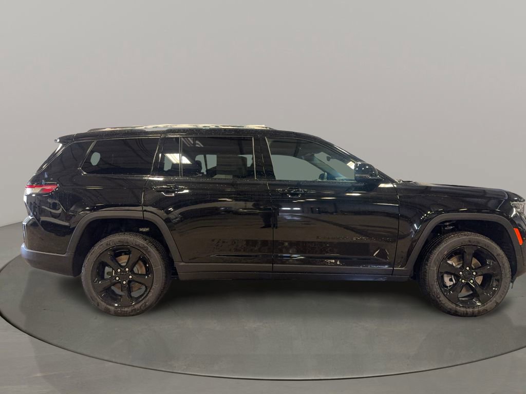 New 2025 Jeep Grand Cherokee L Altitude image 5