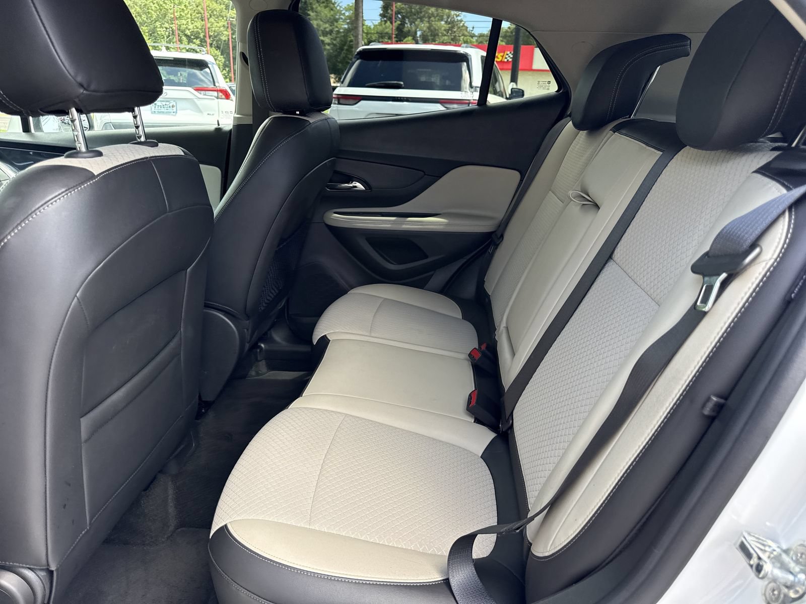 Used 2020 Buick Encore Preferred FWD image 10