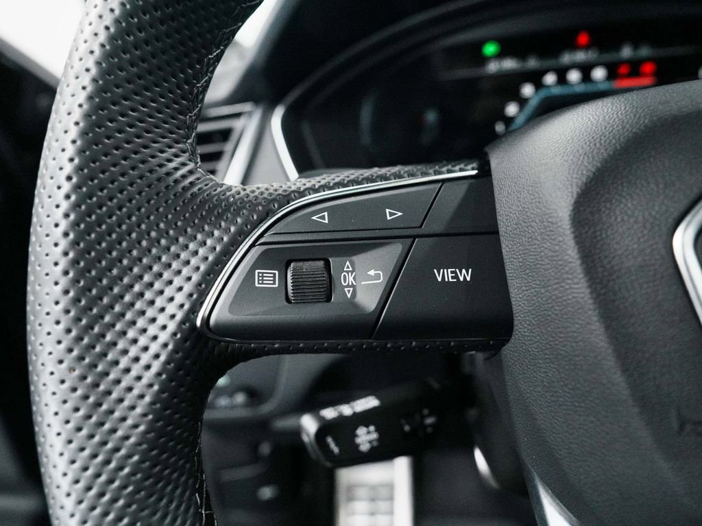 Used 2023 Audi SQ5 Premium Plus w/ Premium Plus Package image 24