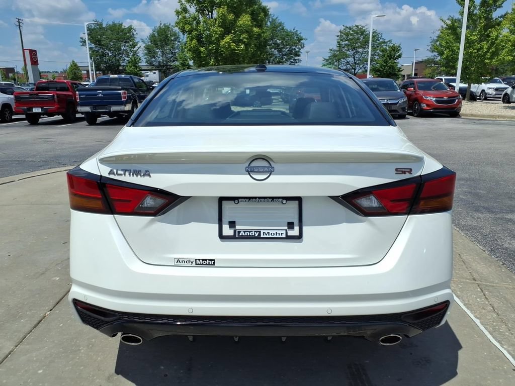 New 2026 Nissan Altima 2.5 SR w/ SR Premium Package FWD image 10