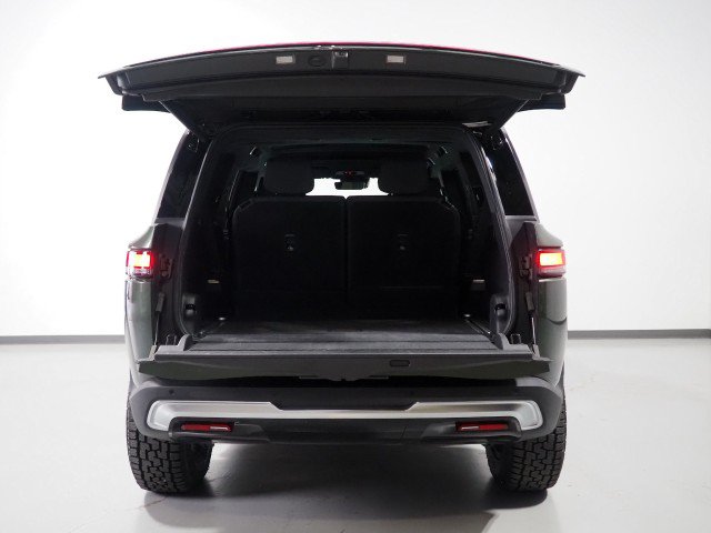 Used 2024 Rivian R1S Adventure AWD/4WD image 58