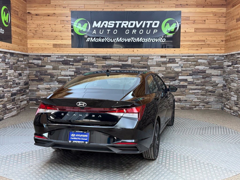 Certified 2023 Hyundai Elantra SEL FWD image 17