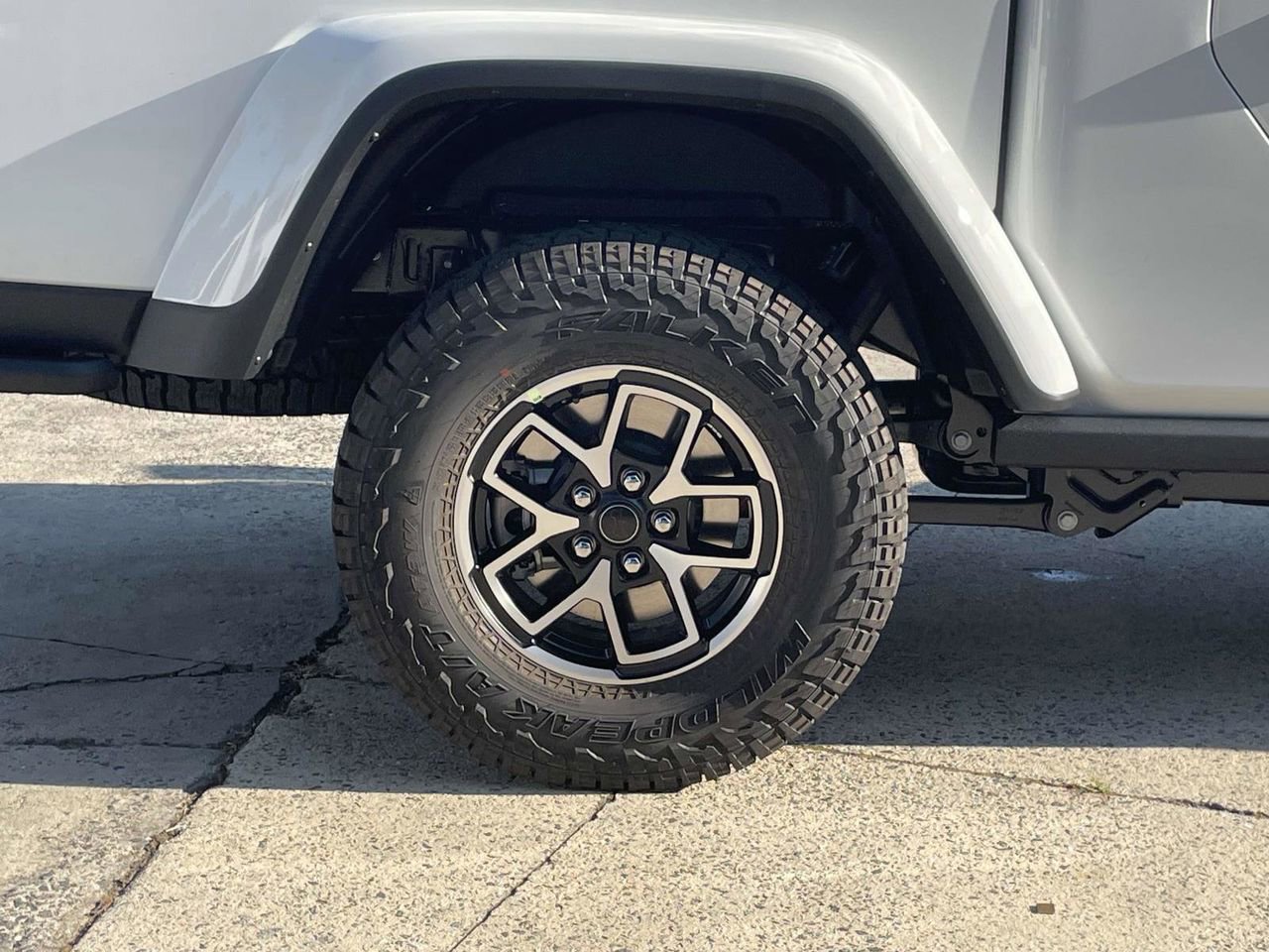 New 2025 Jeep Gladiator Rubicon image 38