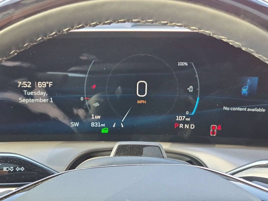 Certified 2026 Cadillac Vistiq Luxury AWD/4WD image 9