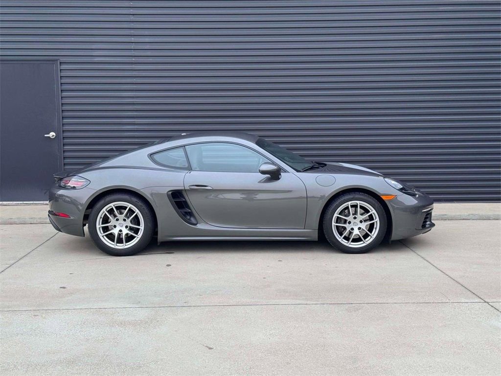 Certified 2024 Porsche 718 Cayman image 8