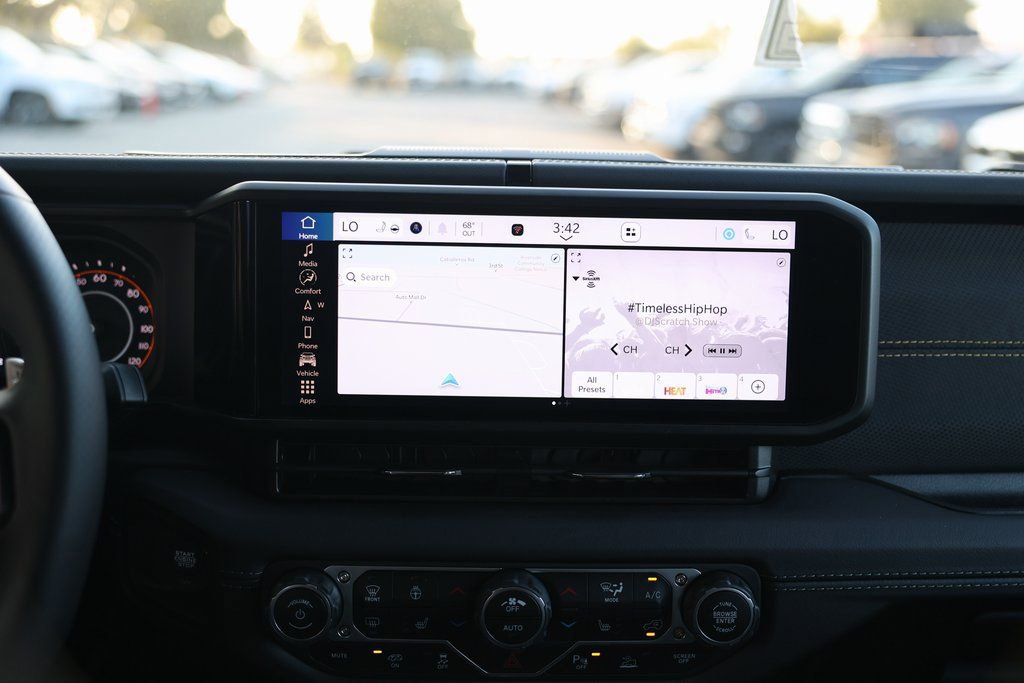 New 2024 Jeep Wrangler Unlimited Rubicon 392 image 32