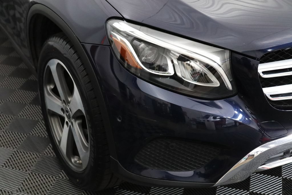 Used 2019 Mercedes-Benz GLC 300 4MATIC image 10