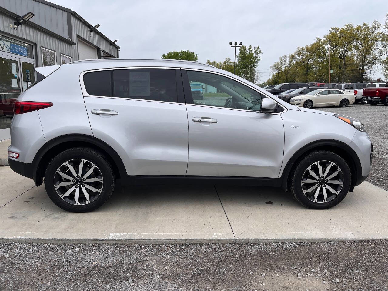 Used 2017 Kia Sportage EX AWD/4WD image 8