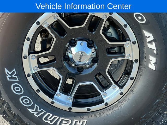 Used 2016 Jeep Wrangler Unlimited Sahara AWD/4WD image 7