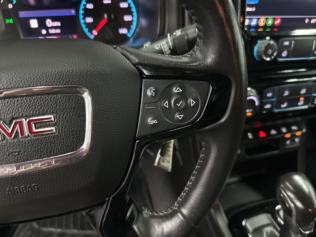 Used 2022 GMC Canyon Denali w/ Denali Black Edition Package AWD/4WD image 18