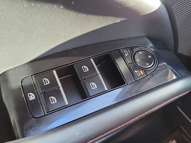 Used 2025 MAZDA MAZDA3 s AWD/4WD image 17