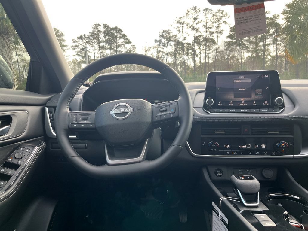 New 2025 Nissan Rogue SV FWD image 13