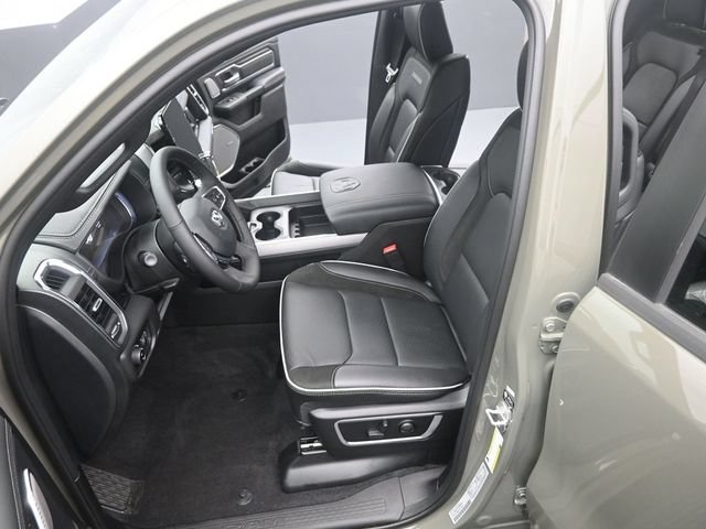 New 2026 RAM 1500 Laramie w/ Night Edition AWD/4WD image 11