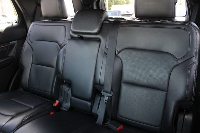 Used 2019 Ford Explorer Limited w/ Class III Trailer Tow Package FWD image 23