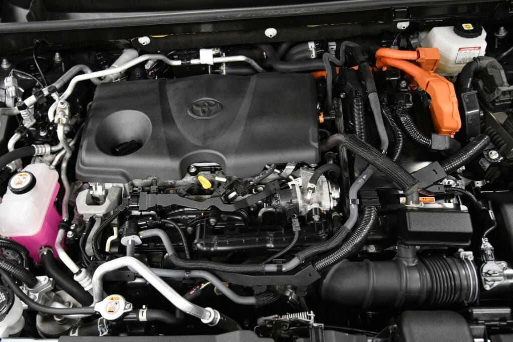 Used 2023 Toyota RAV4 SE w/ Weather & Moonroof Package AWD/4WD image 35