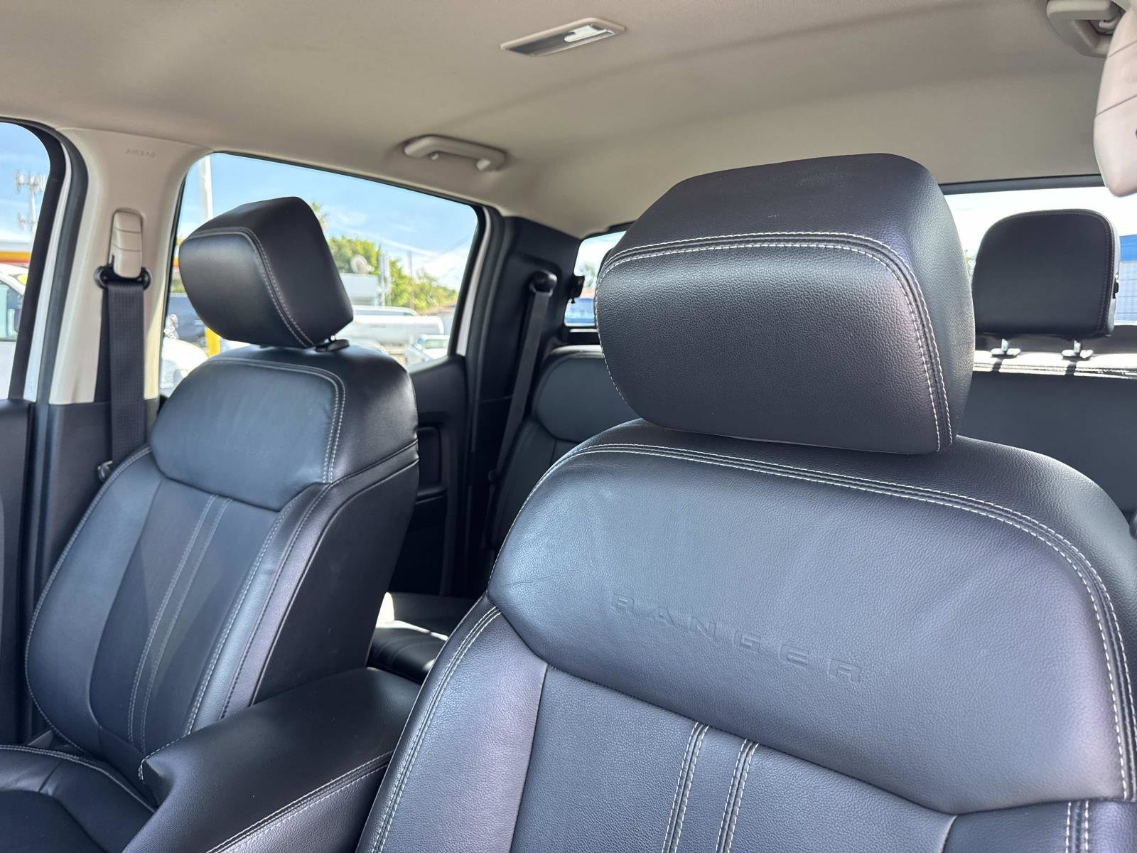 Used 2019 Ford Ranger Lariat w/ Black Appearance Package image 23