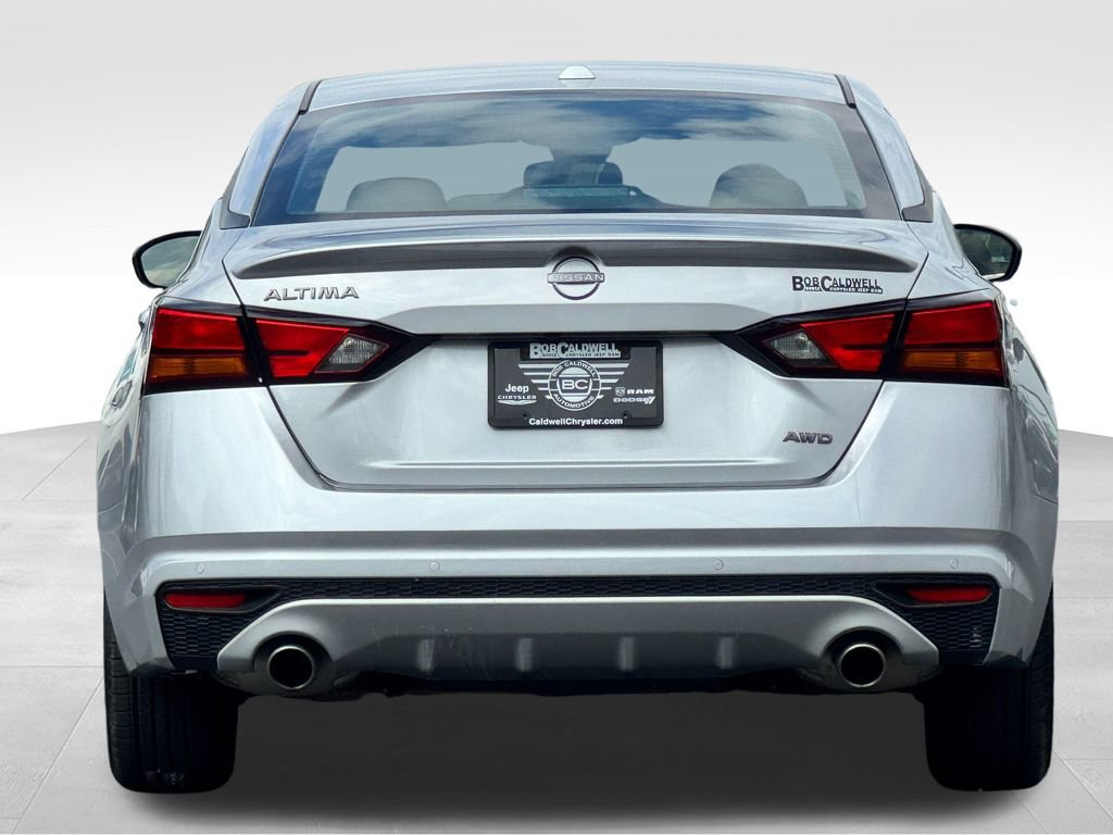 Used 2025 Nissan Altima 2.5 SV w/ SV Special Edition Package AWD/4WD image 6