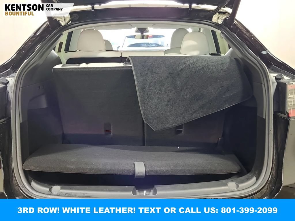 Used 2022 Tesla Model Y Long Range AWD/4WD image 11