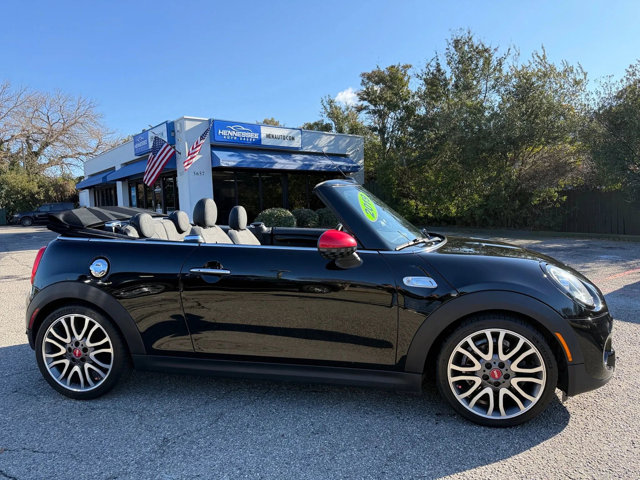 Used 2019 MINI Cooper S image 8