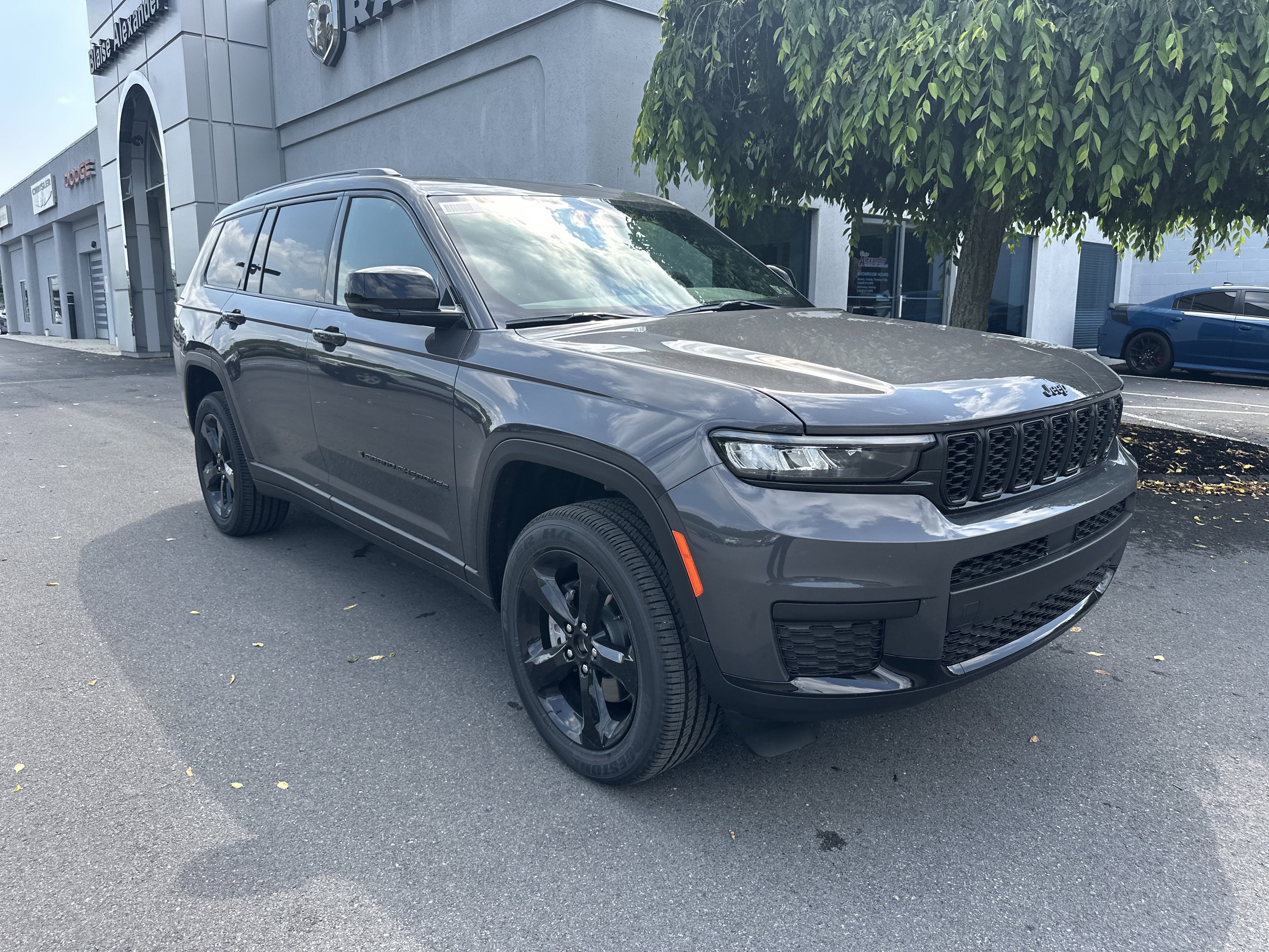 New 2025 Jeep Grand Cherokee L Altitude