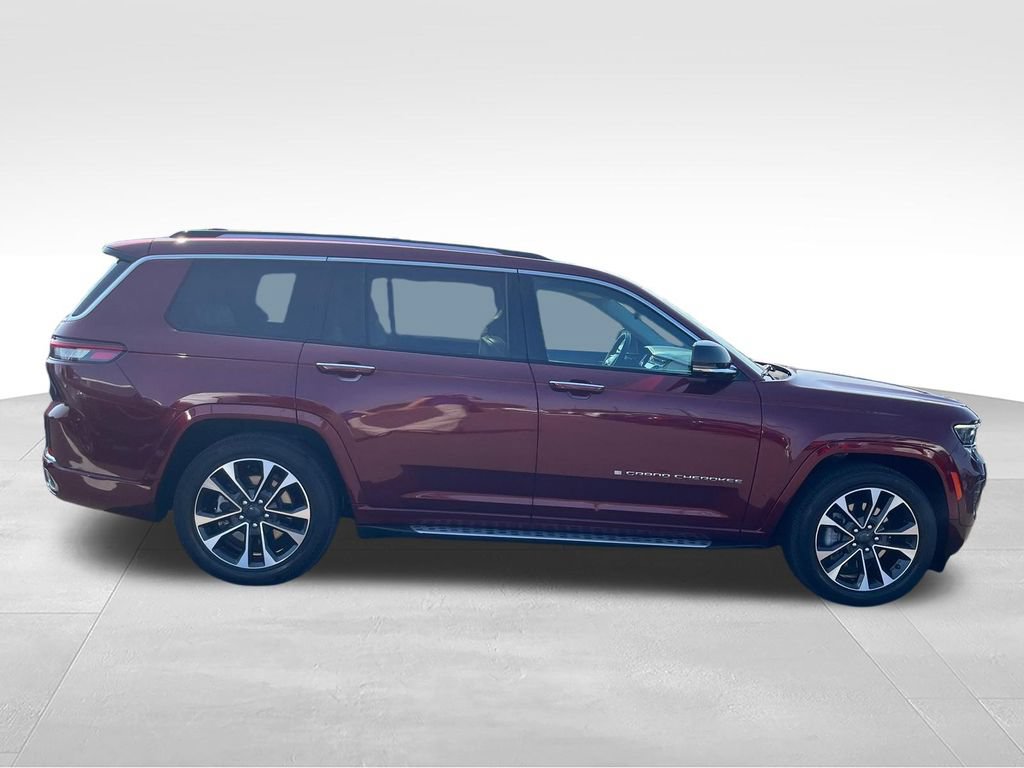 Used 2022 Jeep Grand Cherokee L Overland w/ Advanced Protech Group III AWD/4WD image 6