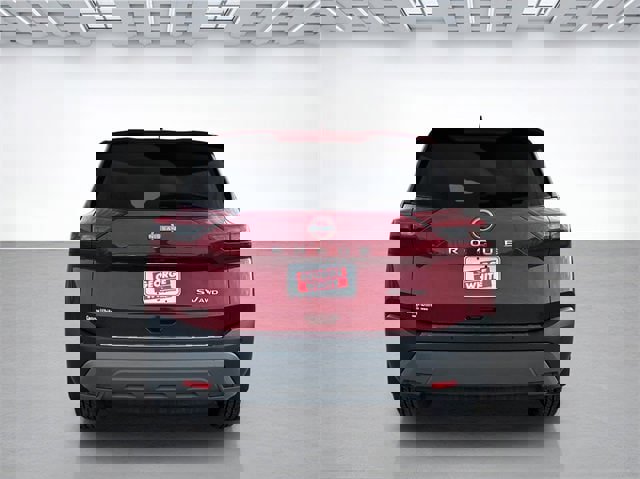 Used 2023 Nissan Rogue SV w/ SV Premium Package image 5