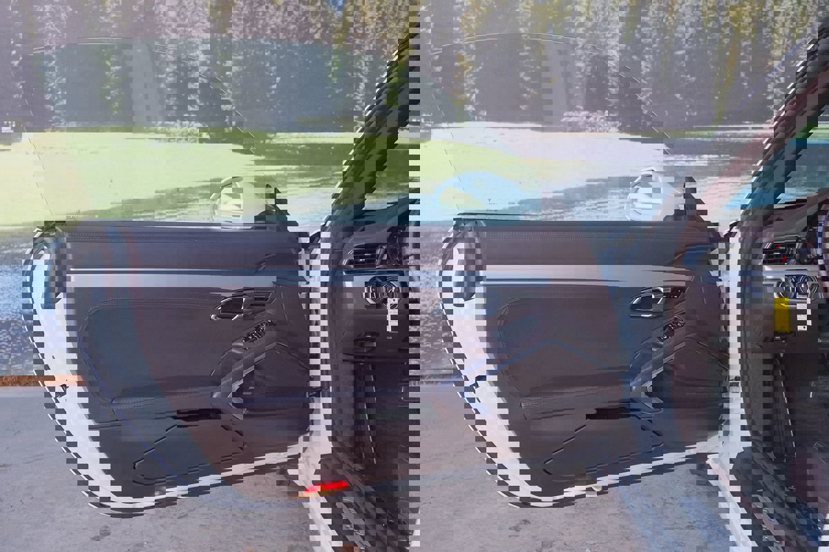 Used 2014 Porsche 911 Carrera S image 11