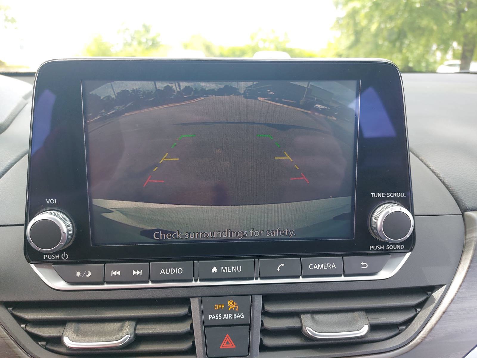 Used 2025 Nissan Altima 2.5 SV FWD image 24