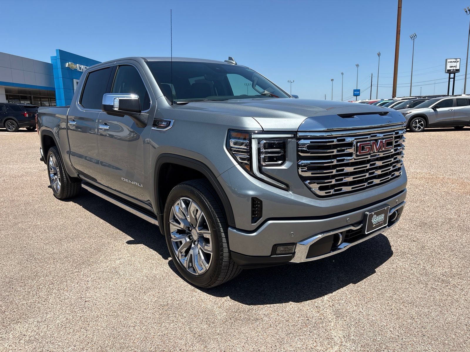 New 2026 GMC Sierra 1500 Denali w/ Denali Reserve Package AWD/4WD image 8