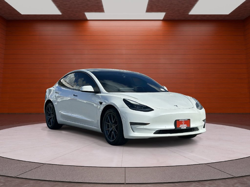 Used 2021 Tesla Model 3 Standard Range Plus RWD image 3