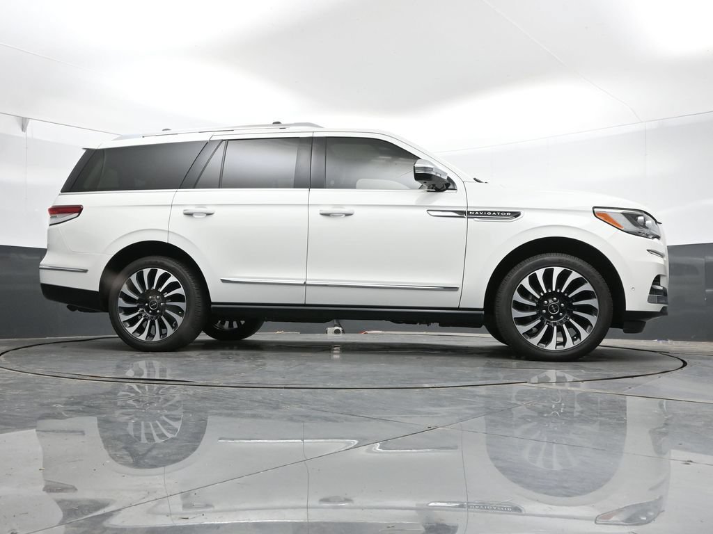 Used 2022 Lincoln Navigator Black Label AWD/4WD image 44