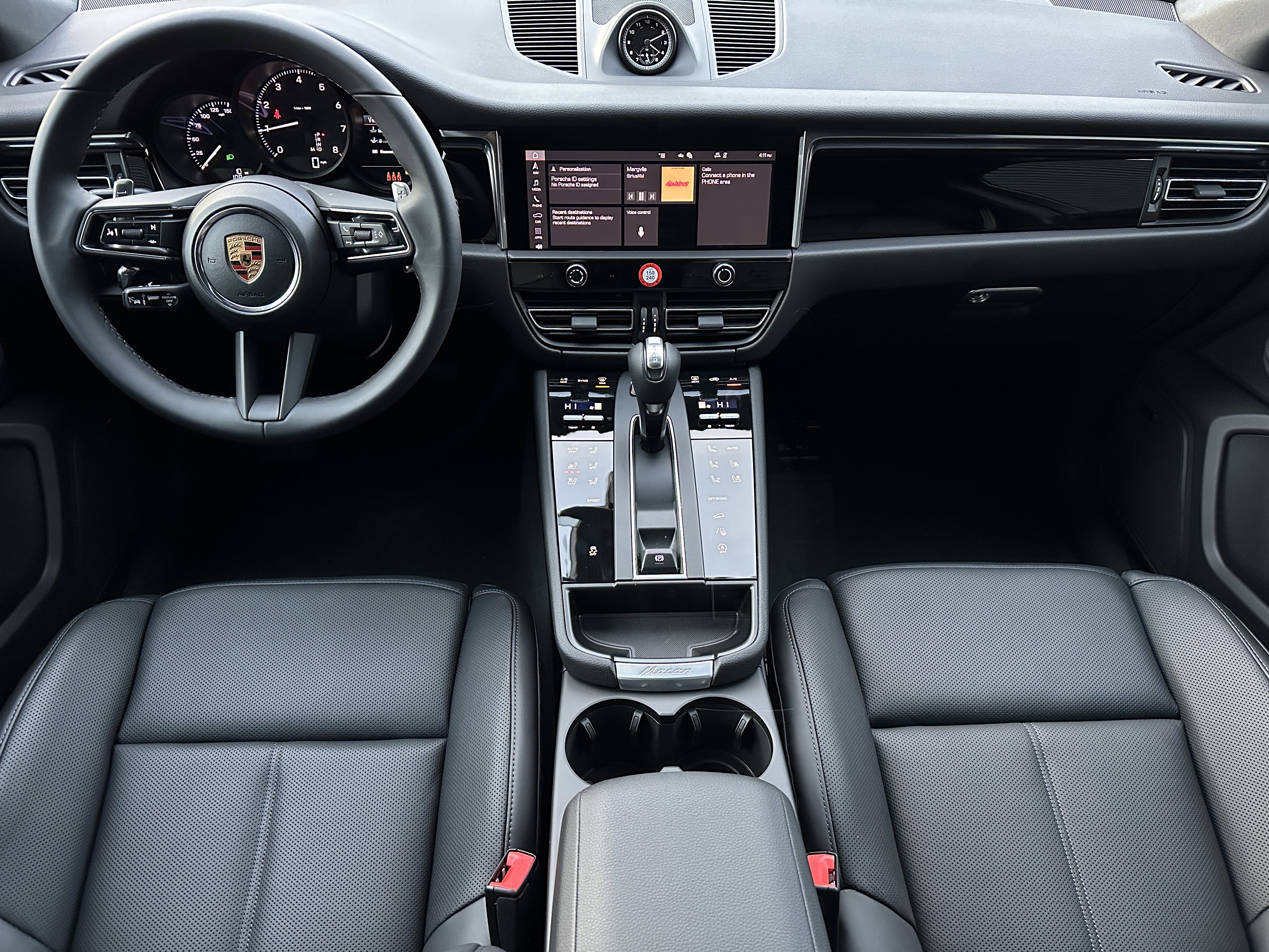 New 2026 Porsche Macan AWD/4WD image 6