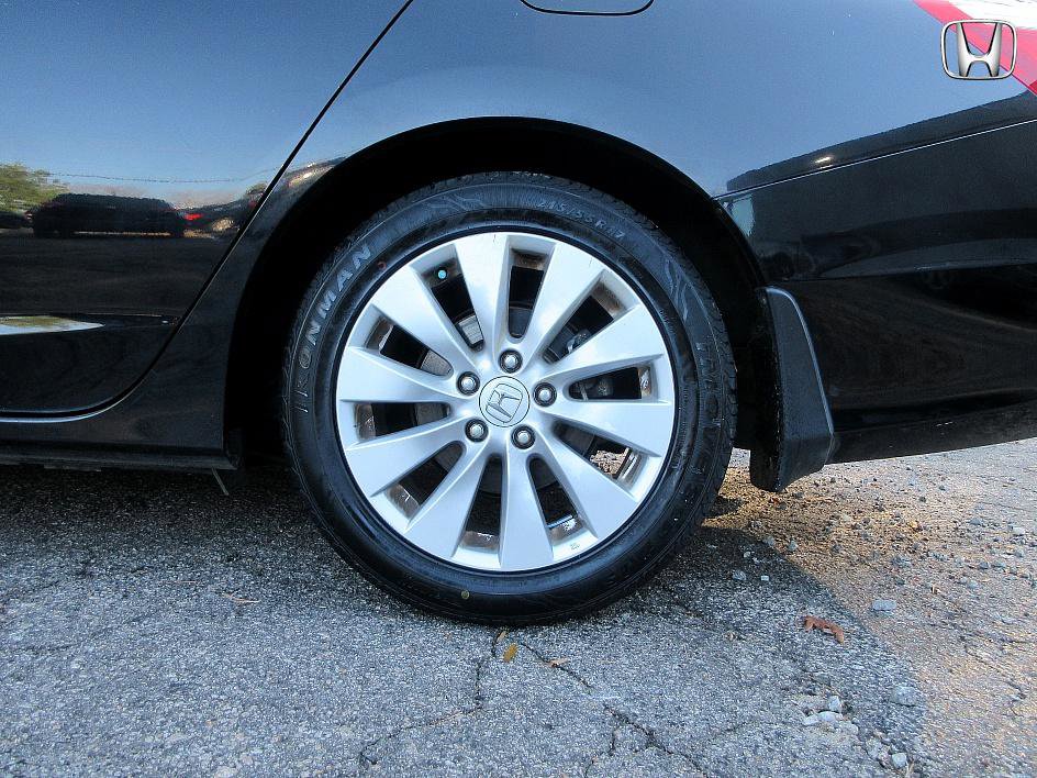 Used 2014 Honda Accord EX-L image 28