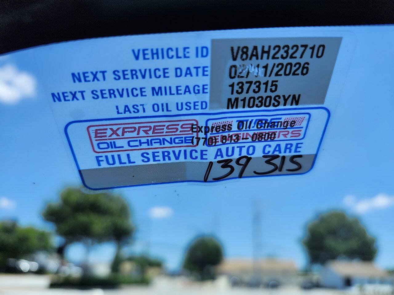Used 2010 Dodge Challenger SE RWD image 9
