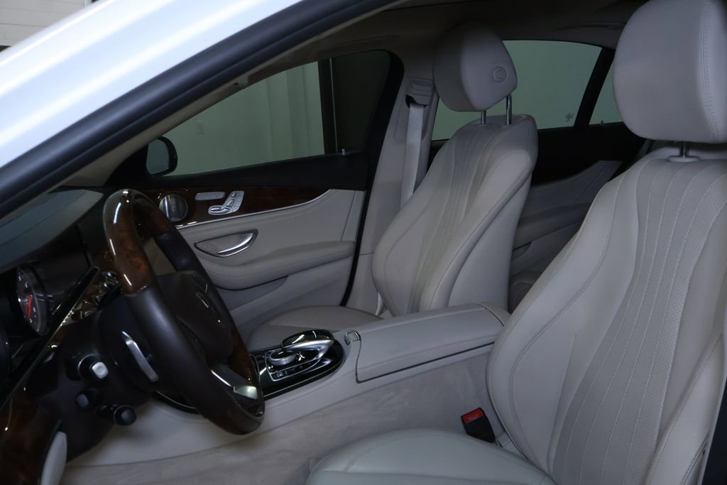 Used 2018 Mercedes-Benz E 300 4MATIC w/ Premium 1 Package image 14