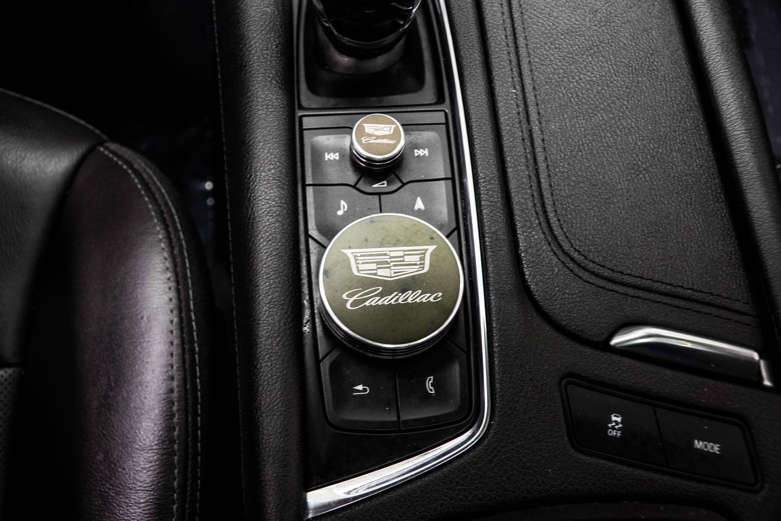 Used 2021 Cadillac XT5 Premium Luxury FWD image 17