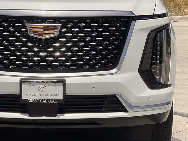 New 2025 Cadillac Escalade ESV Premium Luxury AWD/4WD image 9