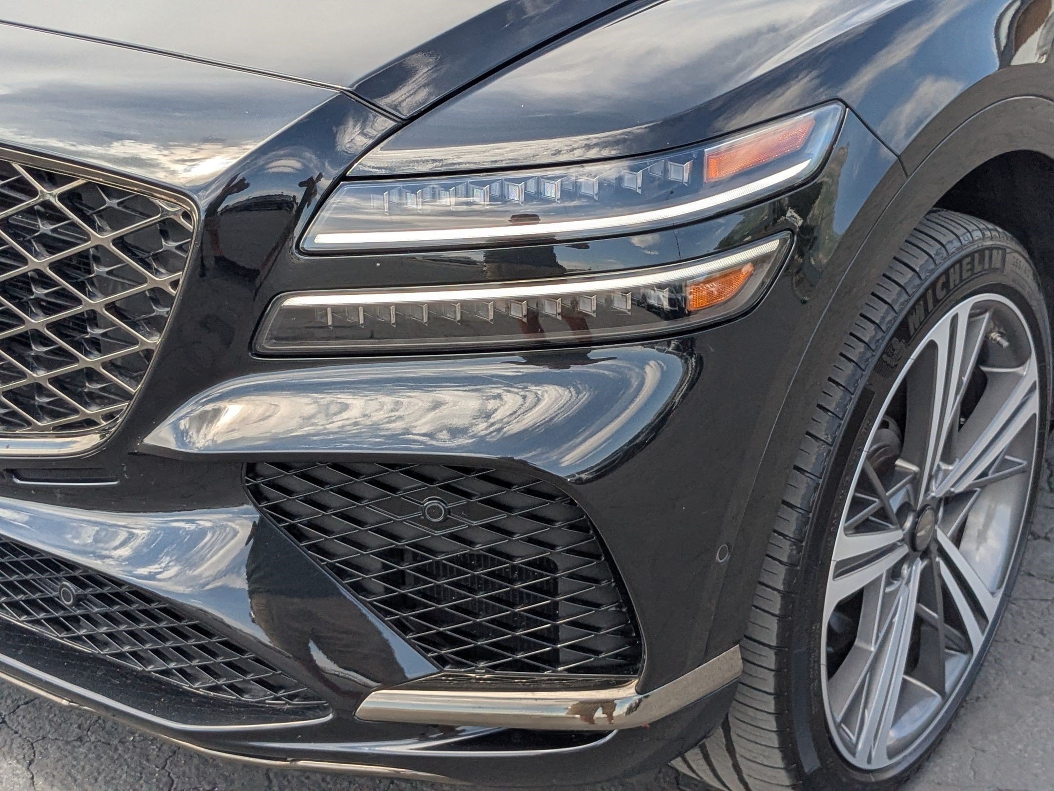Used 2025 Genesis GV80 3.5T e-SC AWD/4WD image 12