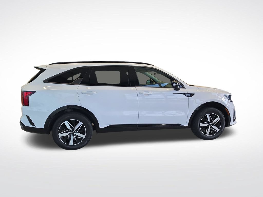 Certified 2023 Kia Sorento S w/ Panoramic Sunroof Package FWD image 9