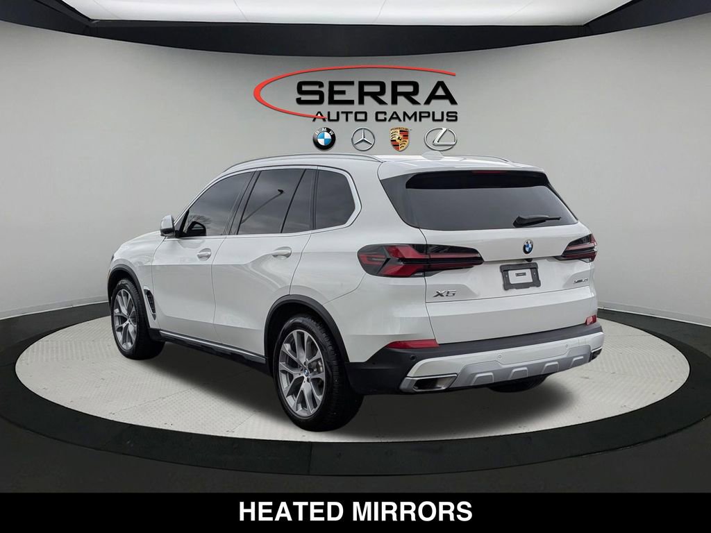 Certified 2025 BMW X5 xDrive40i w/ Parking Assistance Package AWD/4WD image 15